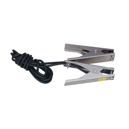 Anti-static wire for dry ice blaster to prevent static buildup during operation